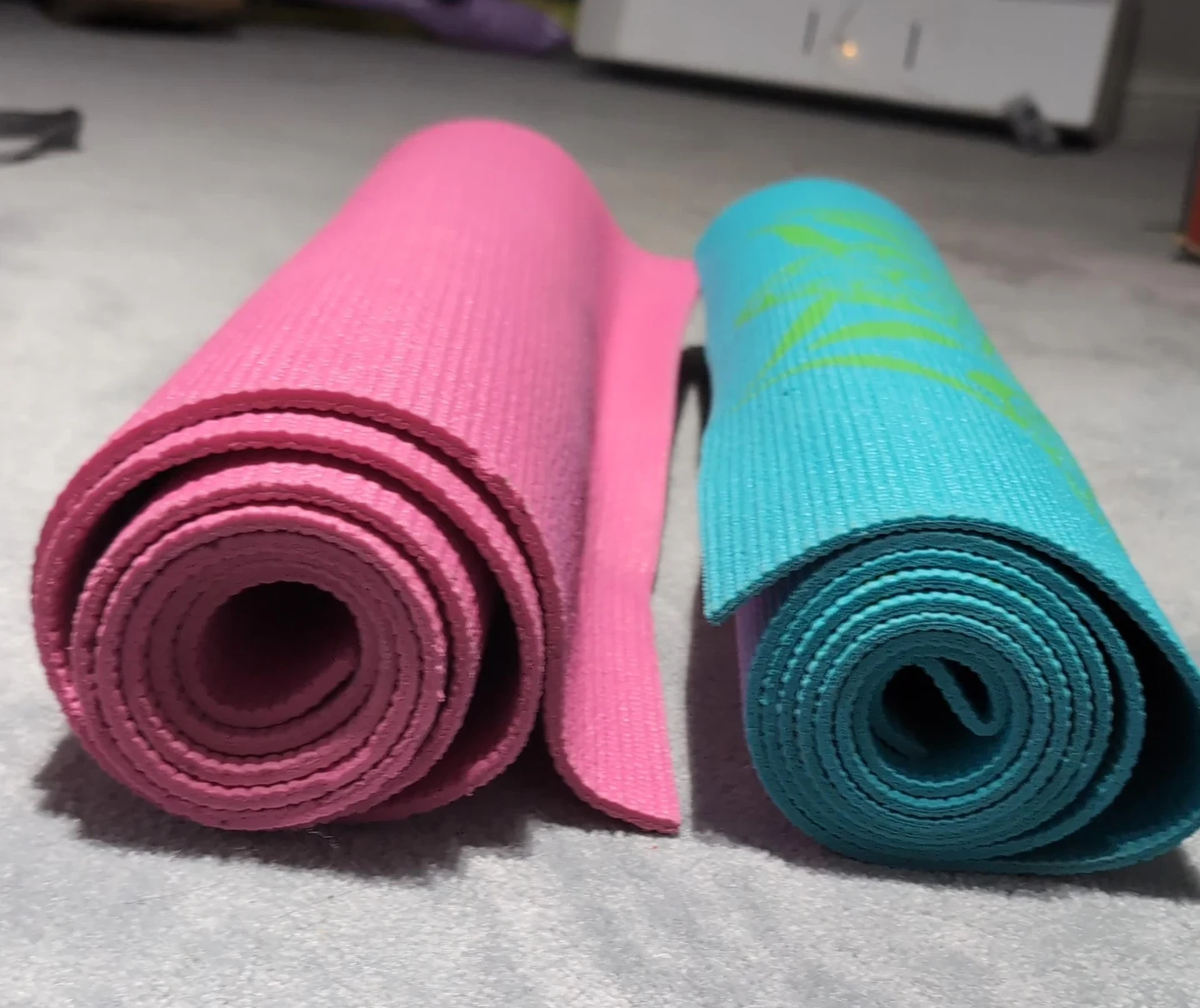 2 Yoga Mats - Pink and Teal - photo 3