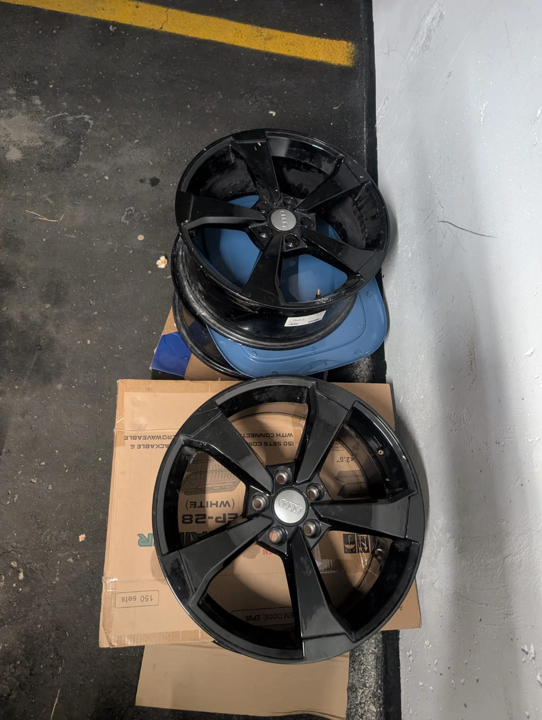 Tire rims (Set of 4) - photo 2