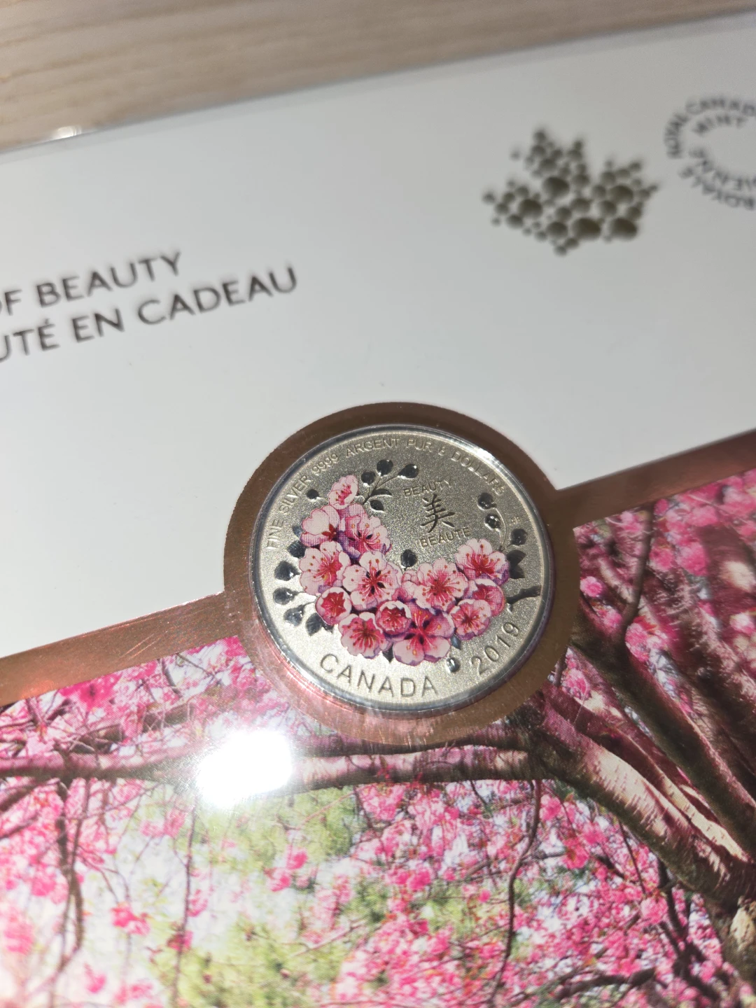 2019 $8 Brilliant Cherry Blossoms Pure Silver Coin - photo 2