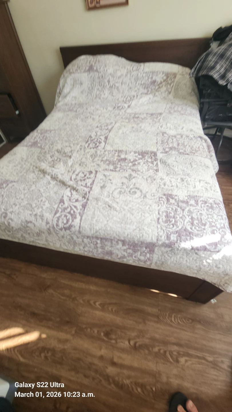 Queen Size Bed Frame with Storage - photo 4