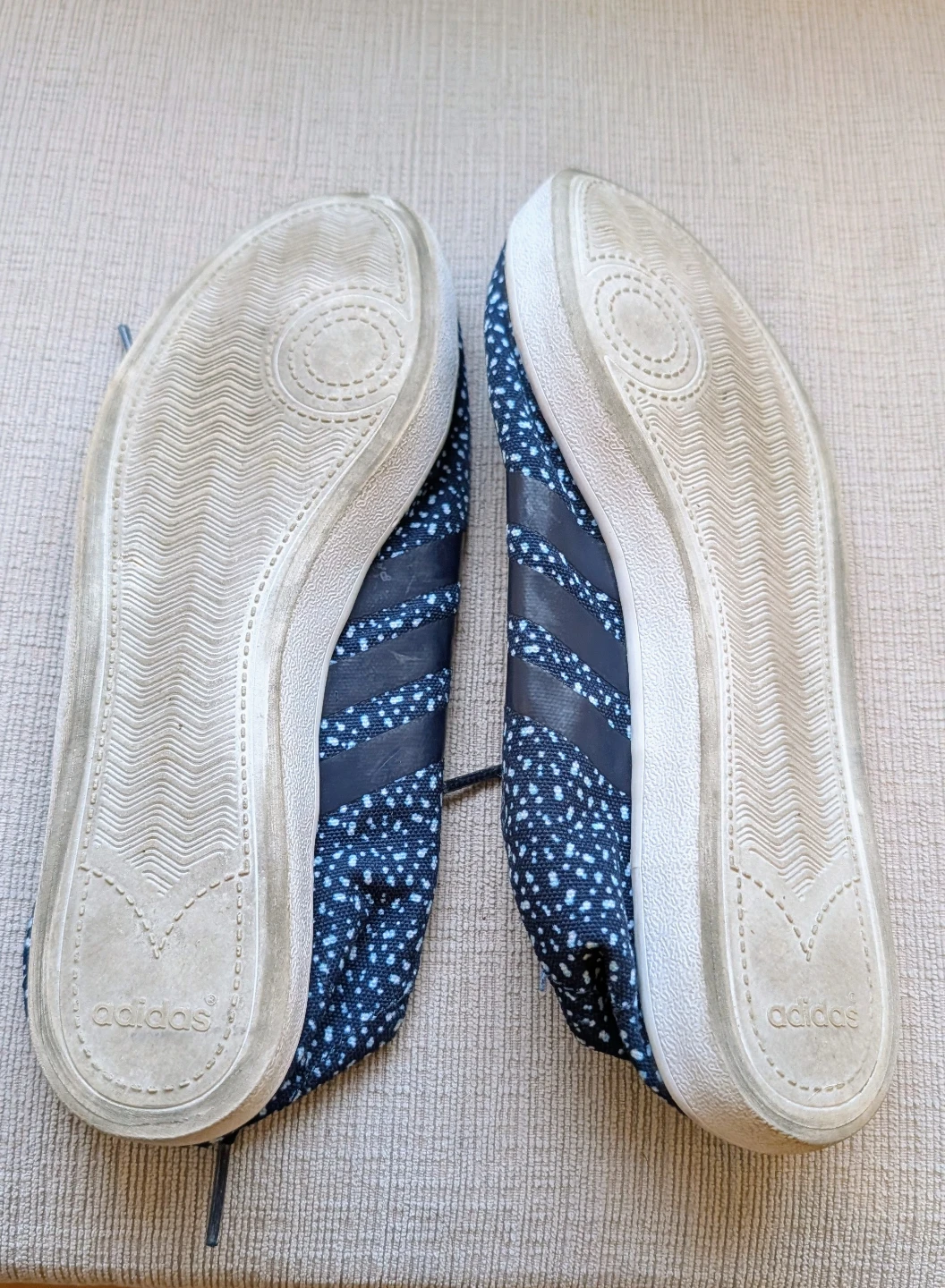 Adidas Sneakers - Women's Size 6.5 - photo 4
