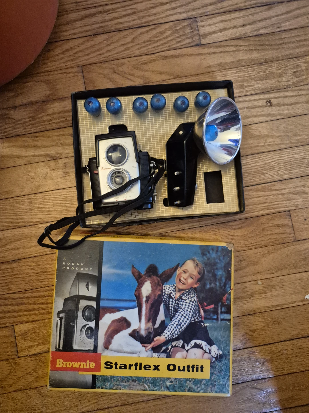 Kodak Brownie Starflex Camera Outfit