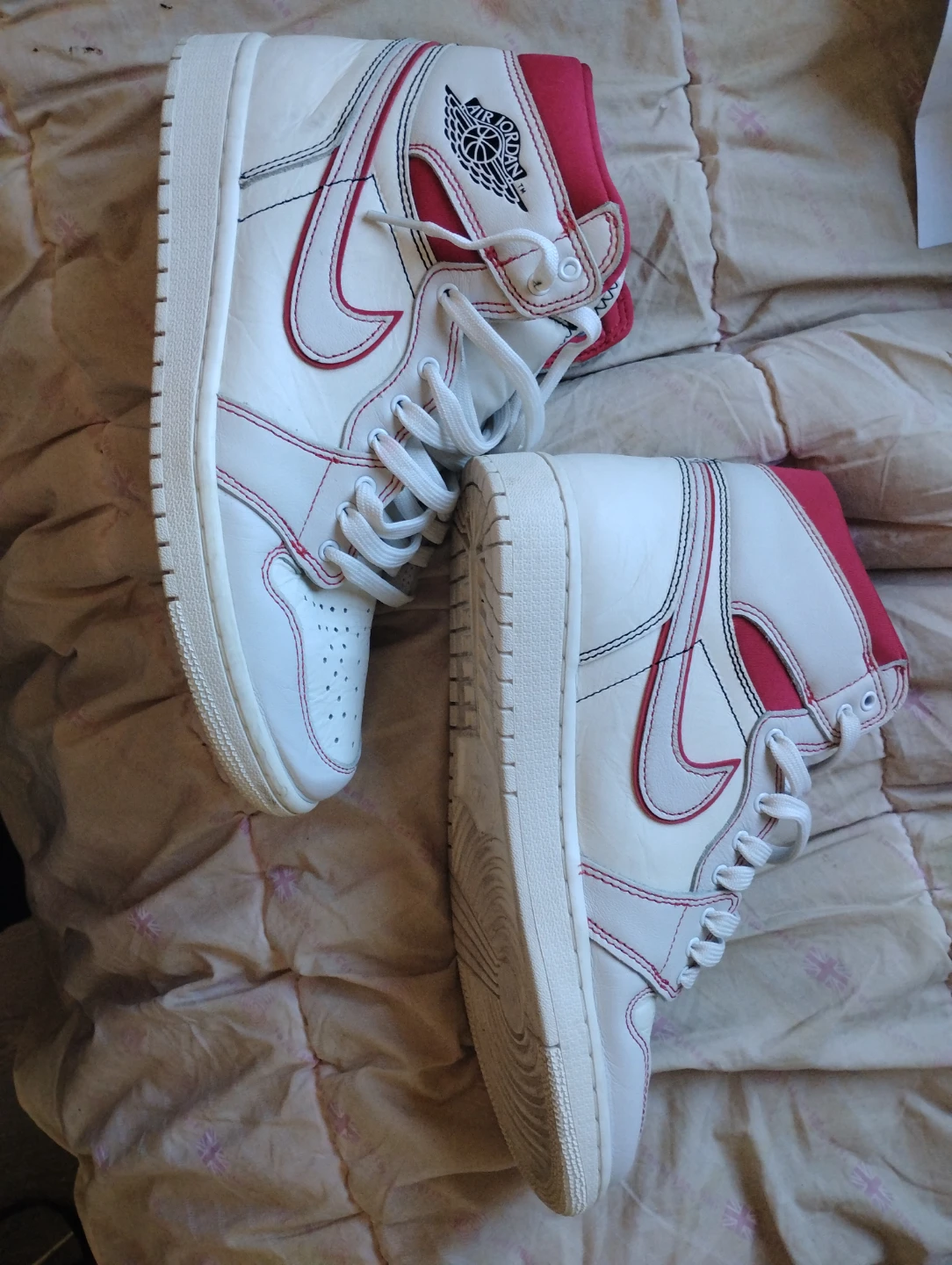 Nike Air Jordan 1 High Men's Size 9 White Red Sneakers - photo 3