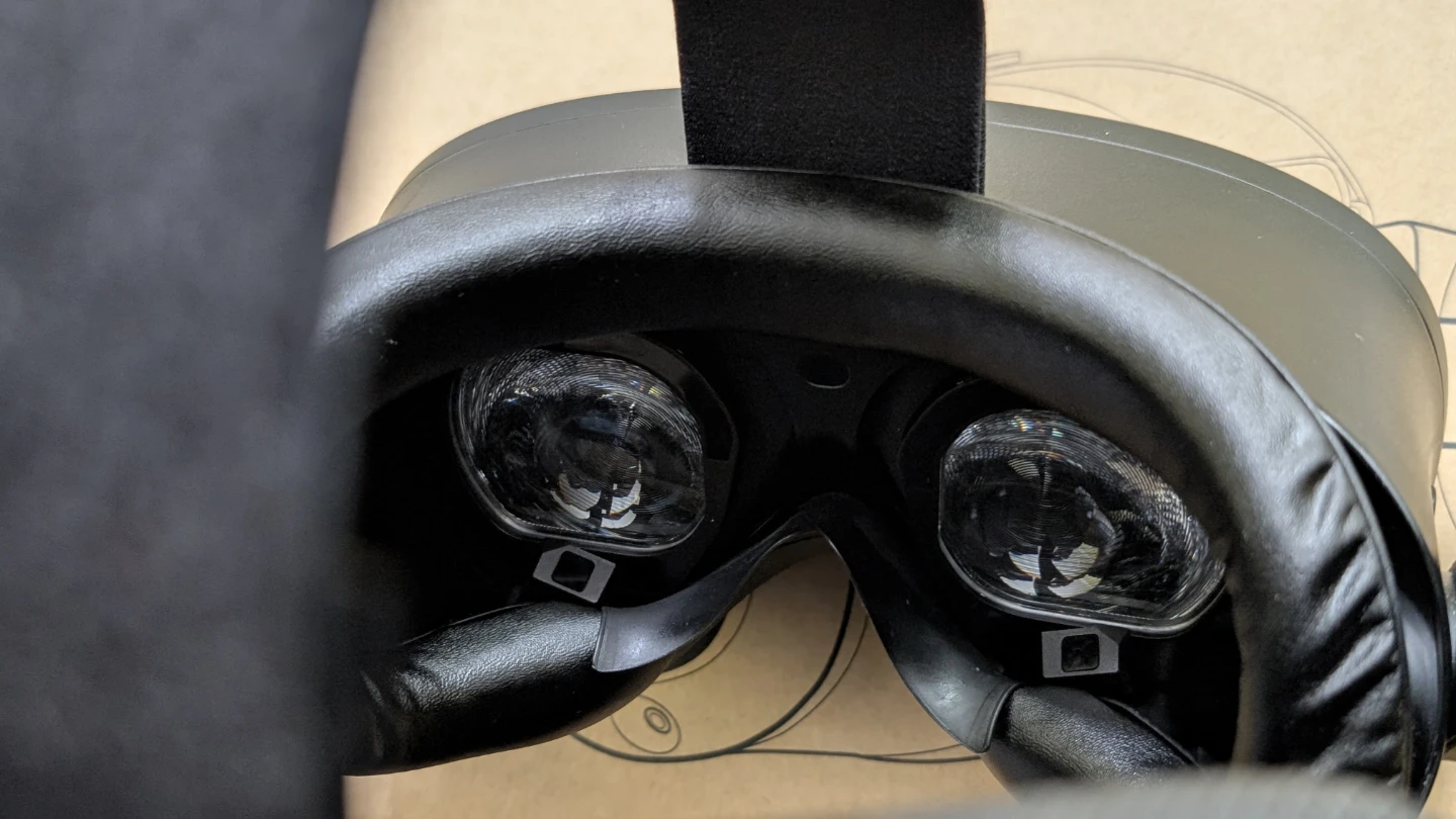 HTC VIVE Focus Vision - photo 5