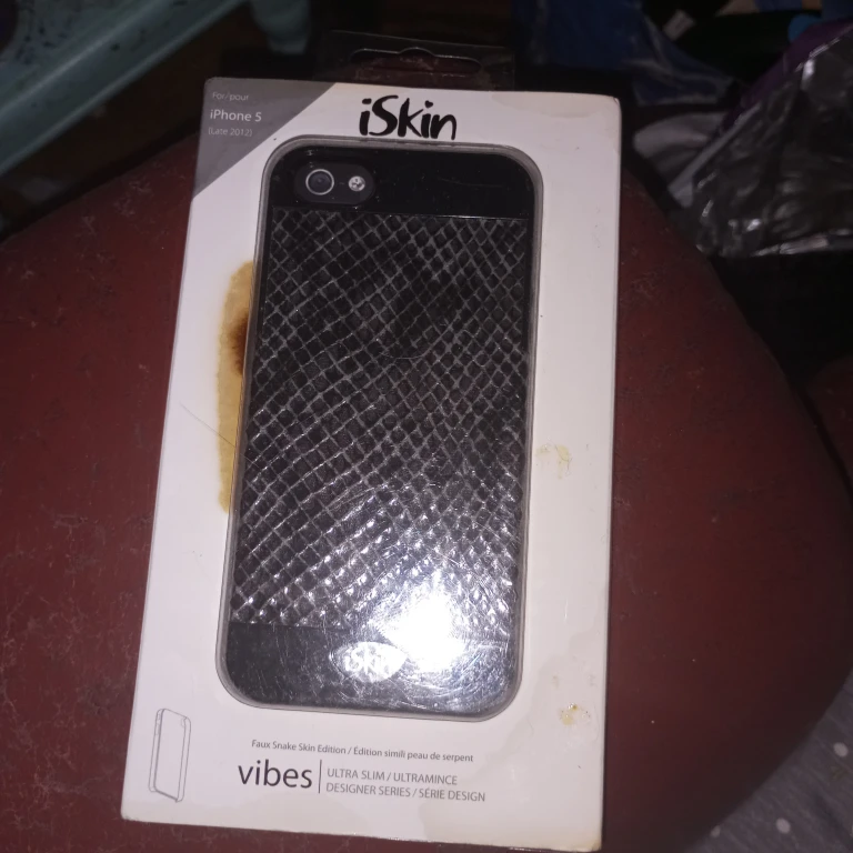 iSkin Vibes Faux Snake Skin Case for iPhone 5 (Late 2012)