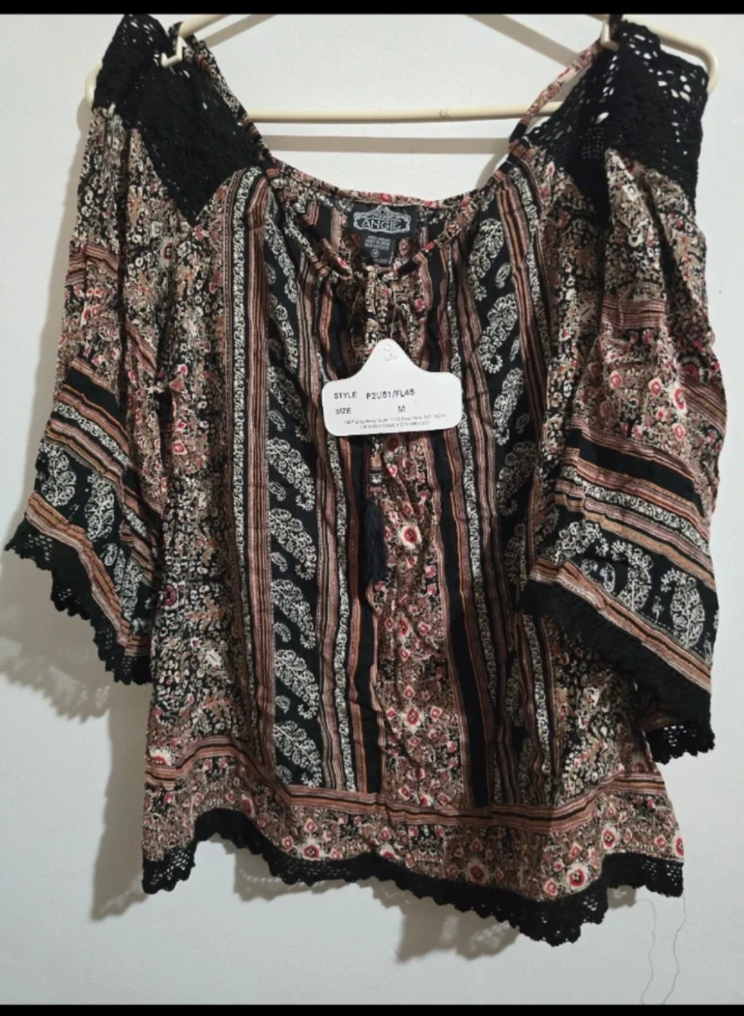 Posted 01/15/26  Angie Bohemian Print  Blouse -- Size Medium in