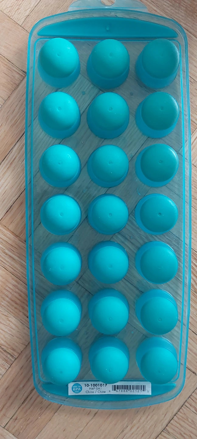 Spa 20-Cavity Ice Cube Tray - photo 2