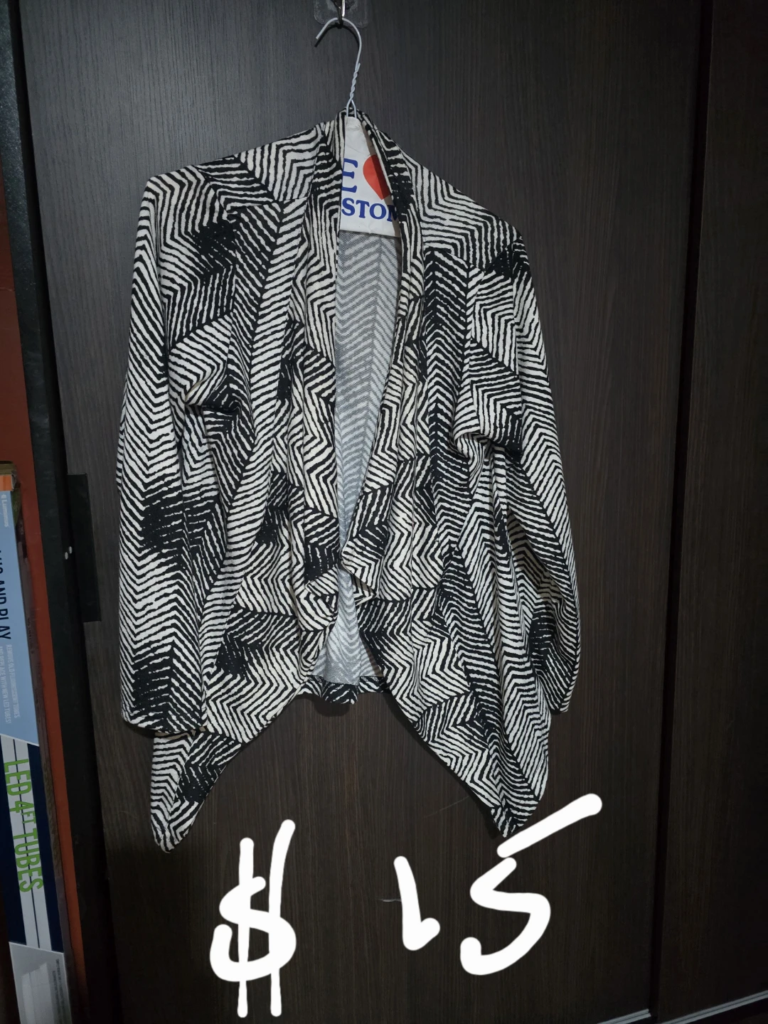 Women's Black and White Patterned Cardigan