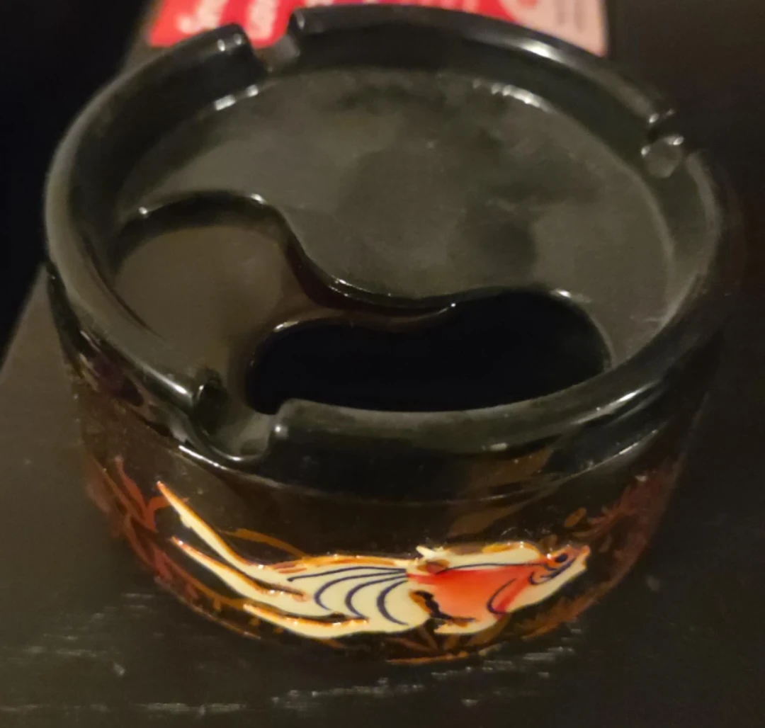 Decorative plastic Ashtray with Koi Fish Design"🧡"