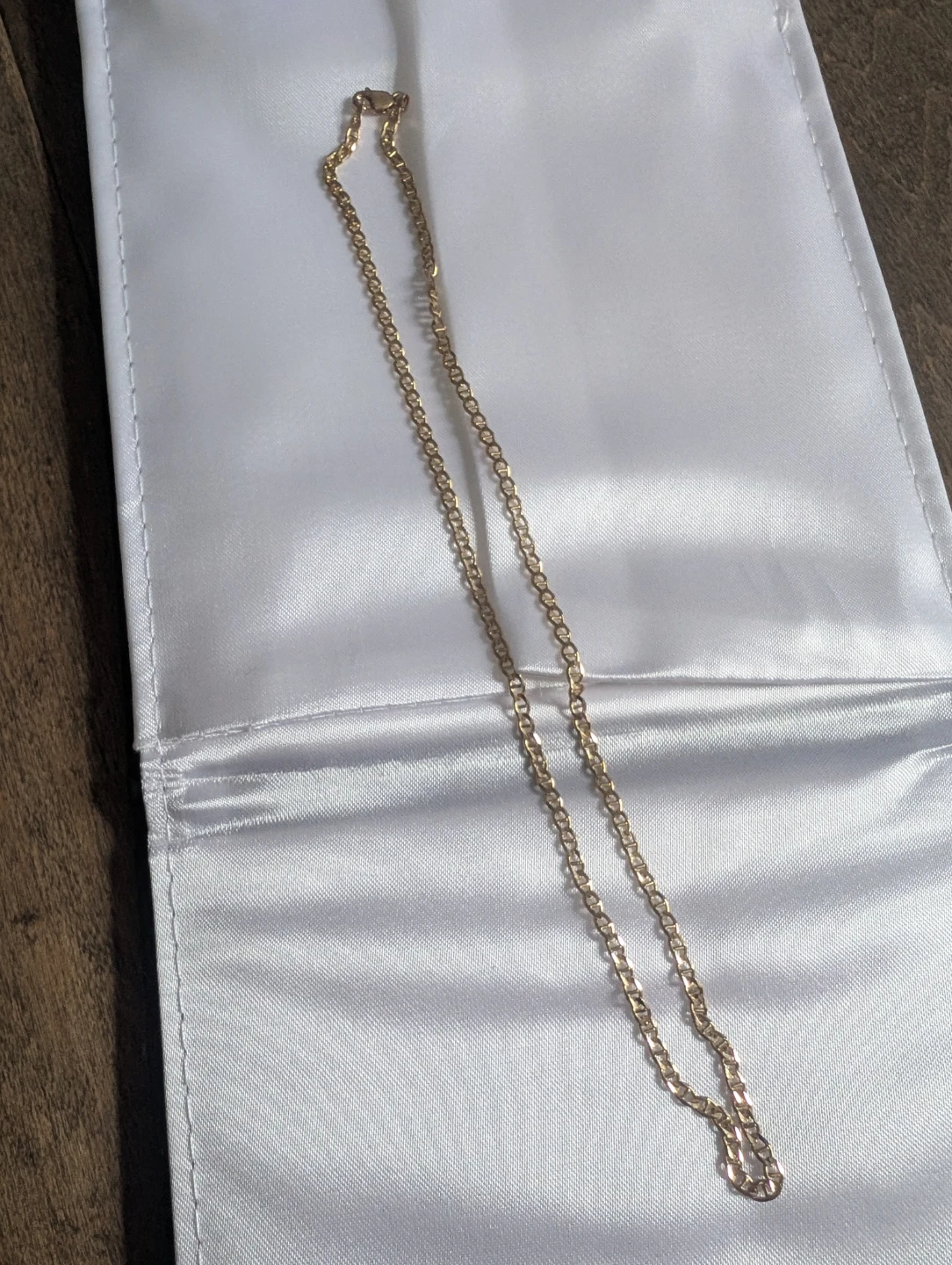 Brand New 10K Yellow Gold 16” Necklace For Sale - photo 3
