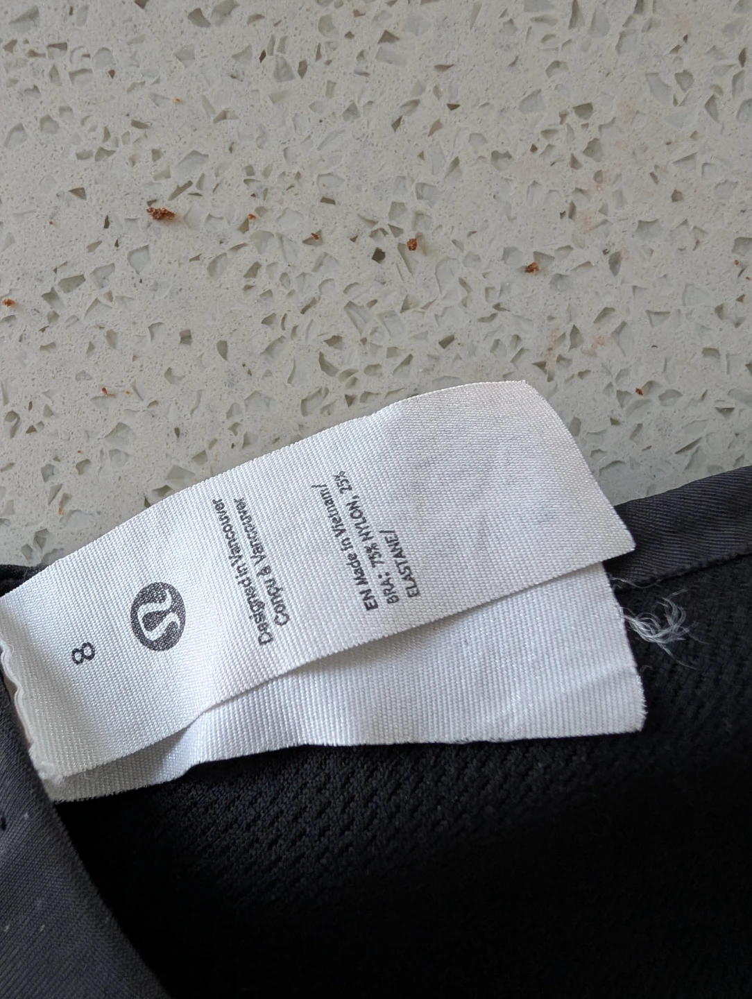 Lululemon Black Bra Size 8 - photo 3