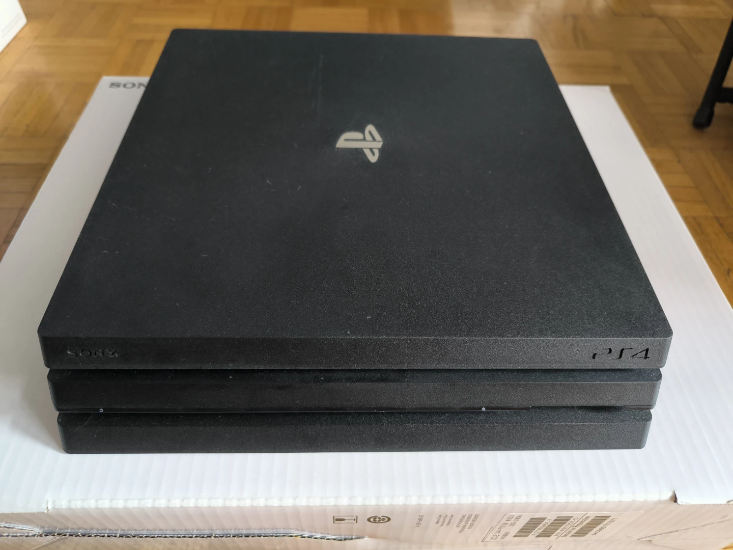 Sony PS4 Pro 1TB Jet Black - photo 2