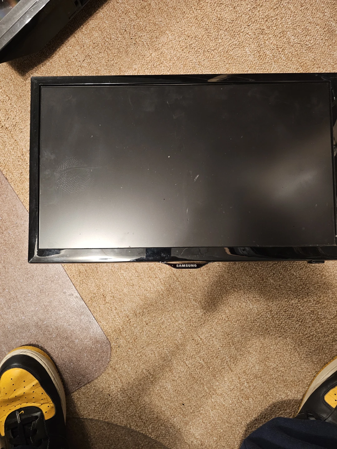 Samsung 22" Flat Screen TV