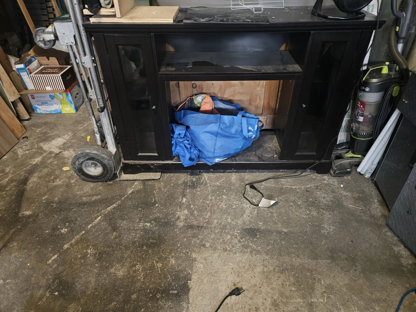 Black Entertainment Unit with Cabinet Doors