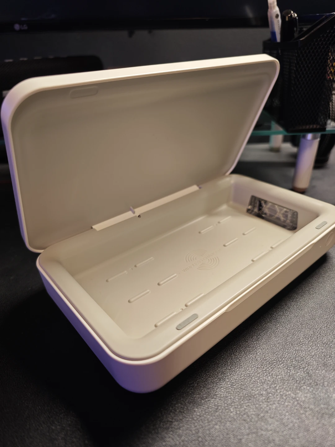 Samsung UV Sanitizer with Wireless Charging - photo 2