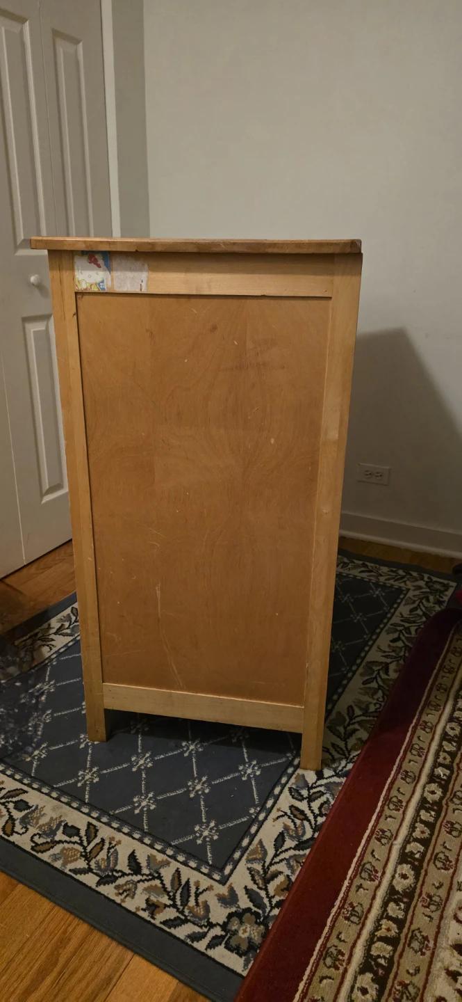Light Wood 4-Drawer Dresser - photo 2