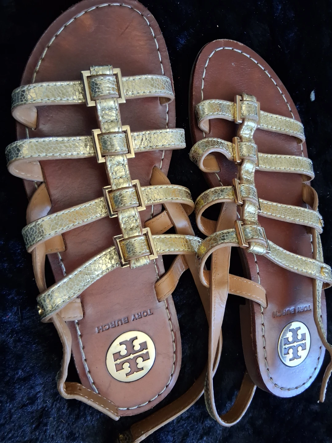 Tory Burch Gold Embellished Leather Flat Sandals - photo 2