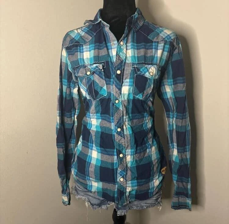 Vintage Aeropostale Blue Plaid Long Sleeve Button Up Shirt