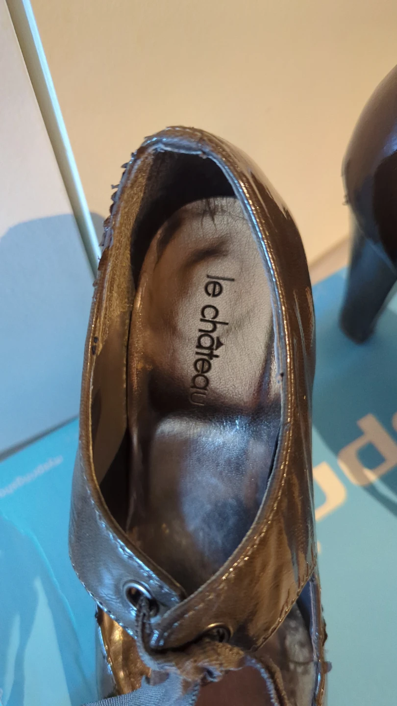 Le Château Grey Heels with Ribbon Ties - photo 3