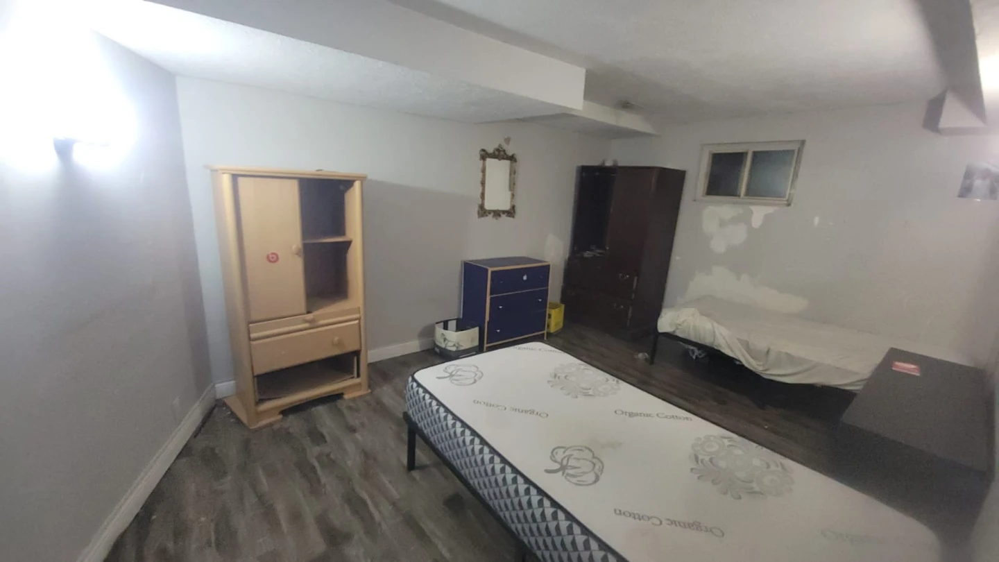 Room for rent Private and Sharing Scarborough