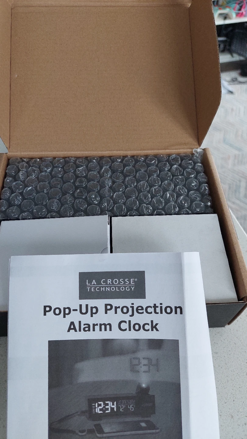 La Crosse Technology Projection Alarm Clock - photo 3