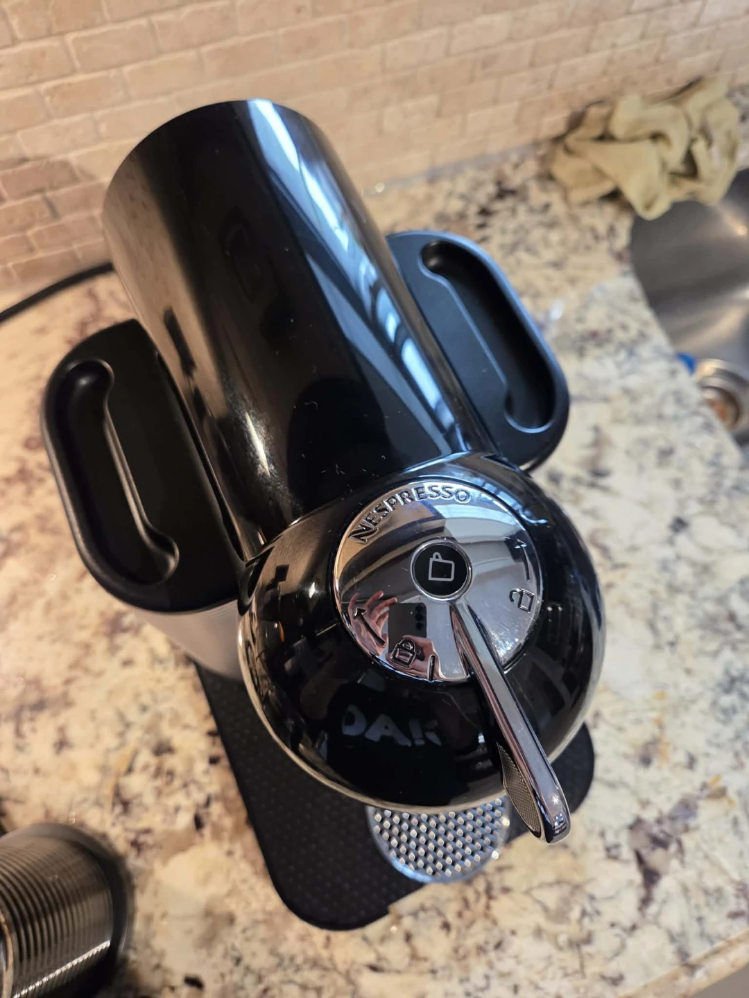 Nespresso Vertuo & Aeroccino3 Breville Coffee Maker - photo 5