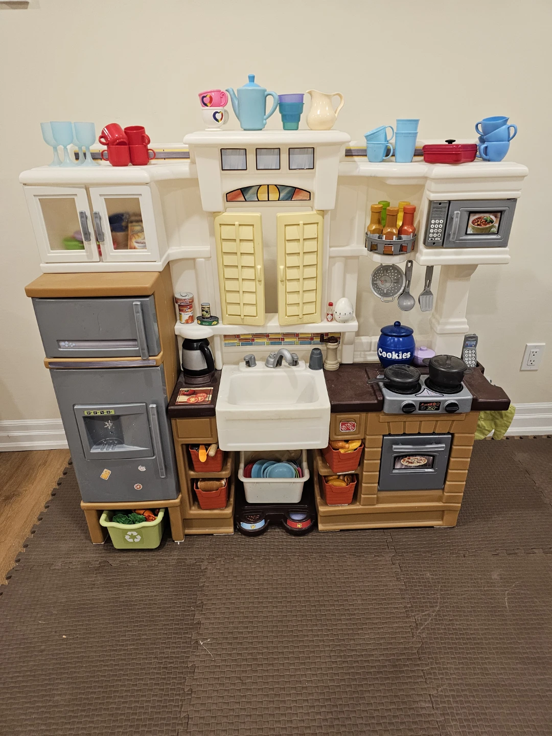 Step2 Kids Play Kitchen