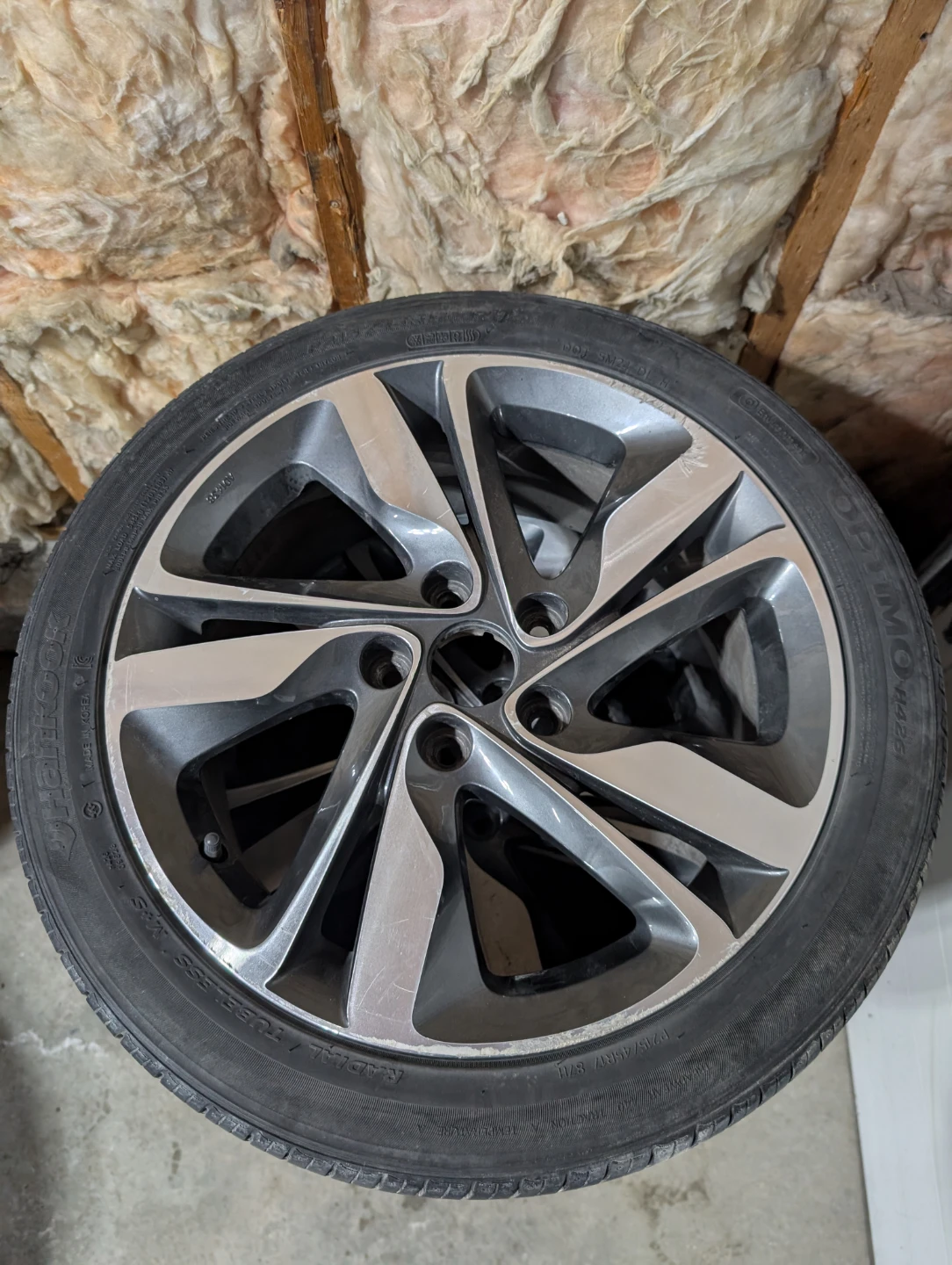 (4)-215/45R17 All Season Tires/Alloy Rims 2012 Hyundai Elantra