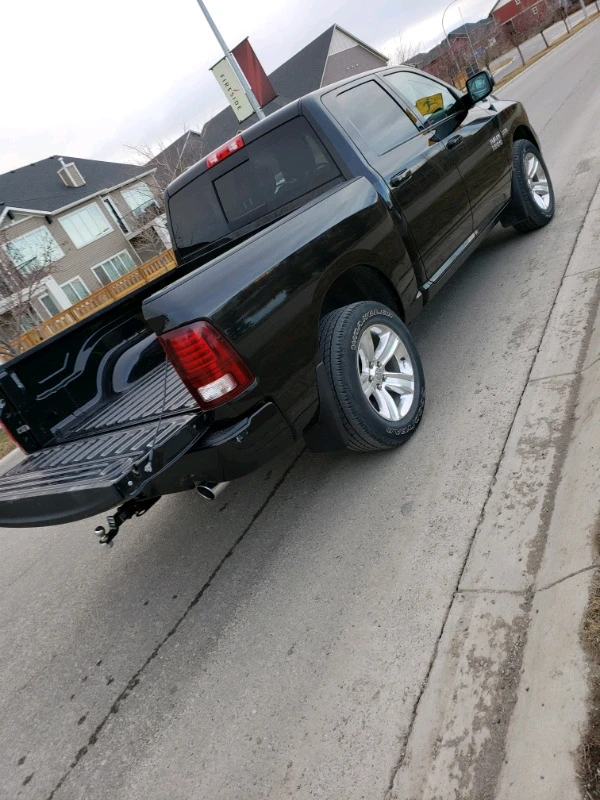 trucks AVAILABLE for DELIVERY n PICKUPS!