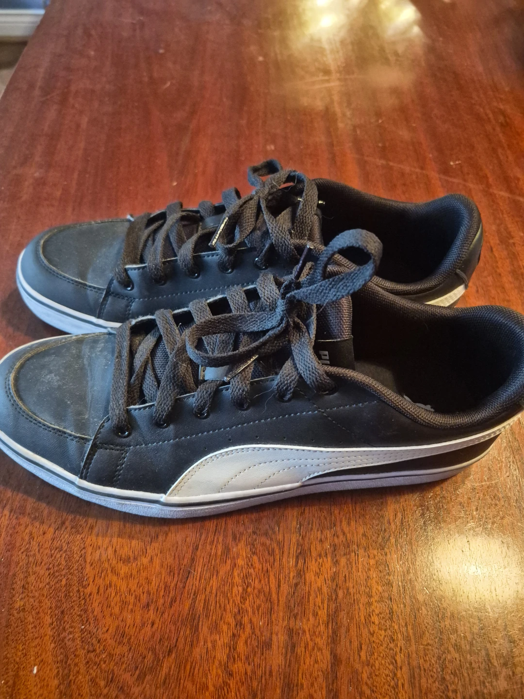 Puma Shoes - Men's Size 10 - photo 2