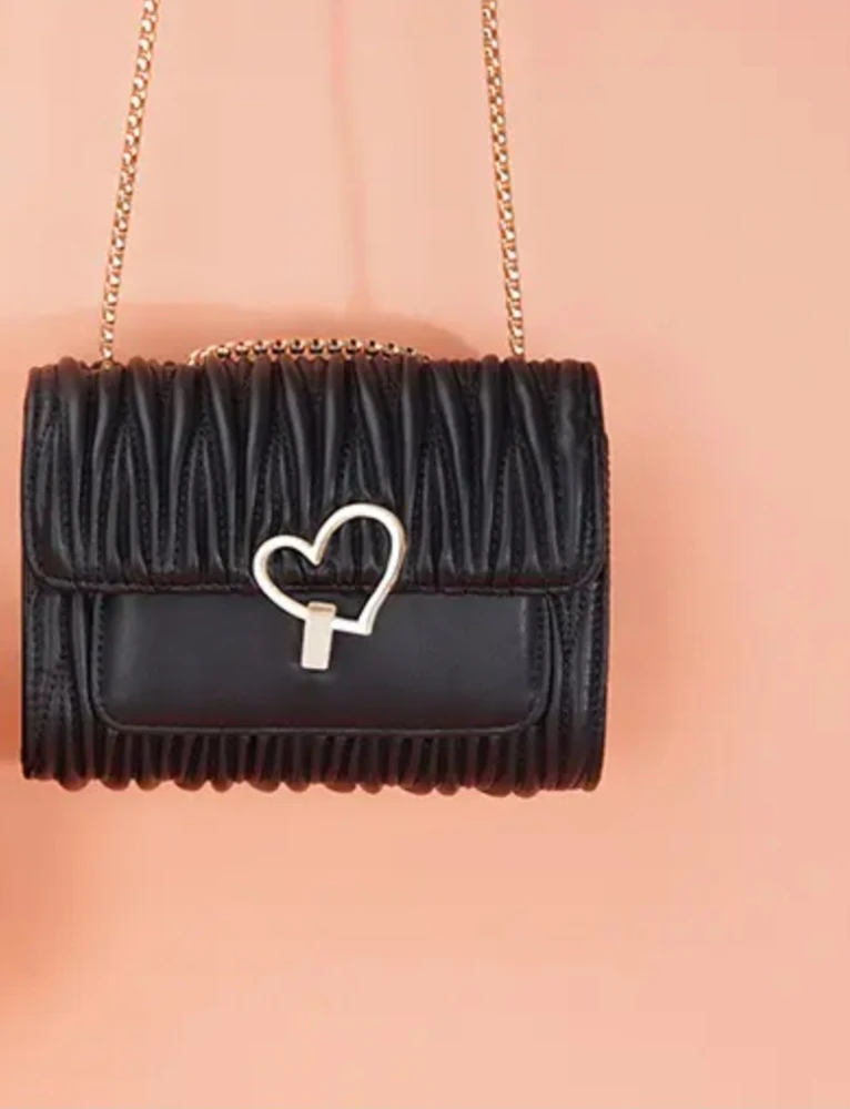 Women's Chain Bag with Heart Clasp - photo 3