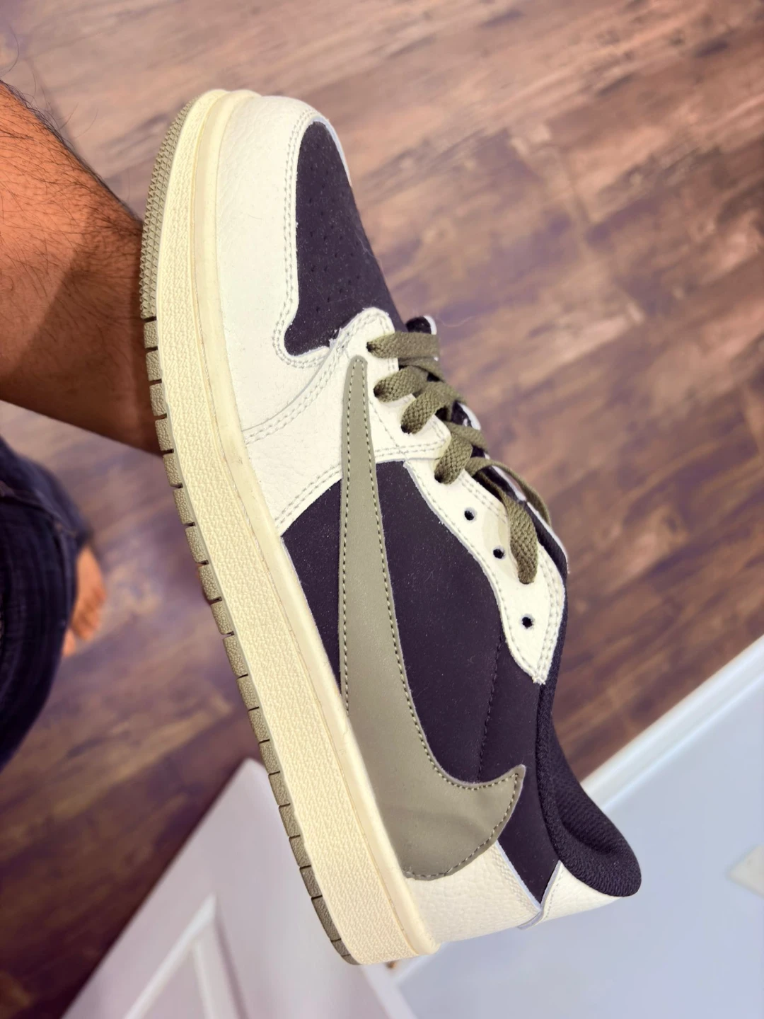 Air Jordan 1 Low Travis Scott - photo 3