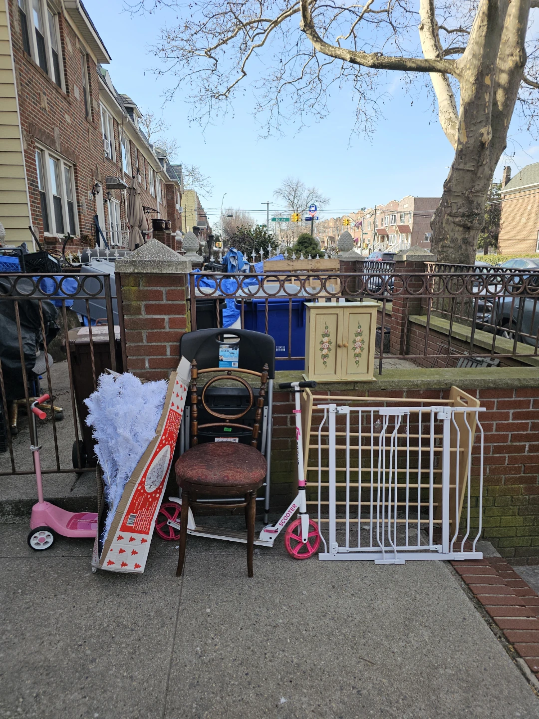 Curb Alert for Locals - photo 3