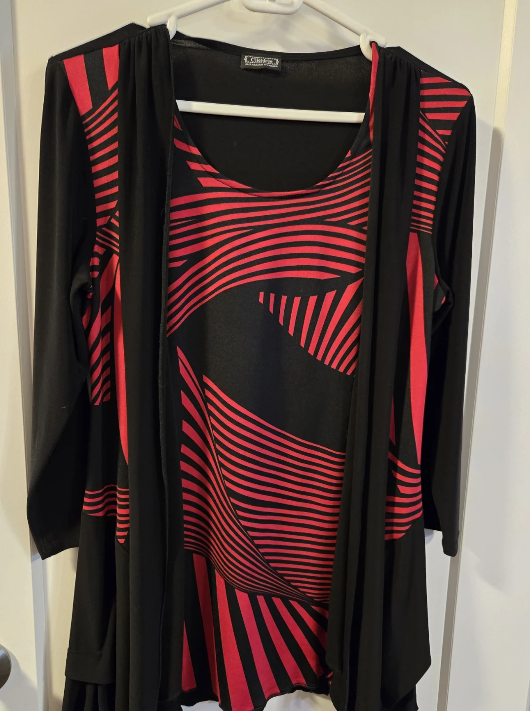 Clientele Black & Red Abstract Print Asymmetrical Tunic Top