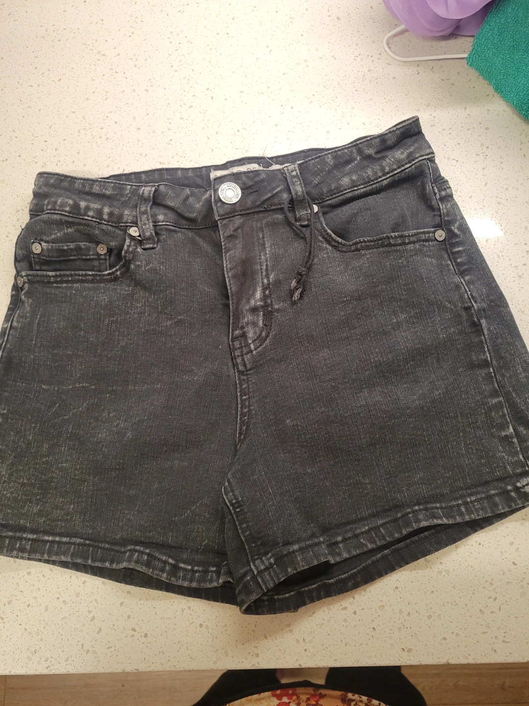 Indigo Ren Women's Black Denim Shorts Size 9 - photo 2
