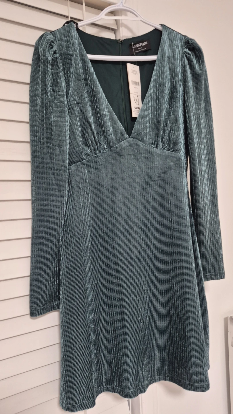 MINKPINK Green Velvet Puff Sleeve Dress - Medium - photo 3
