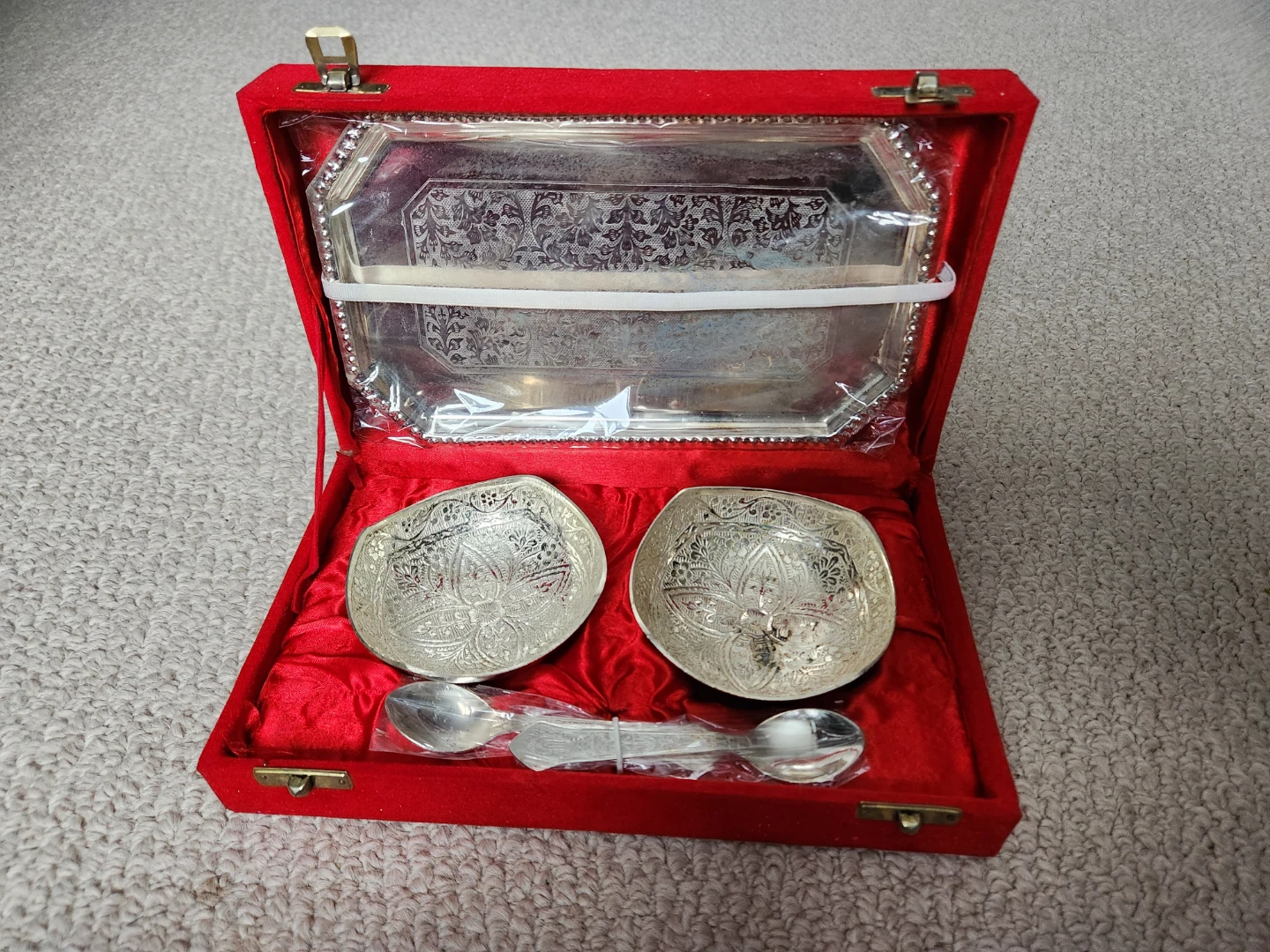 New Silver-Plated Bowls and Tray Set with Spoons