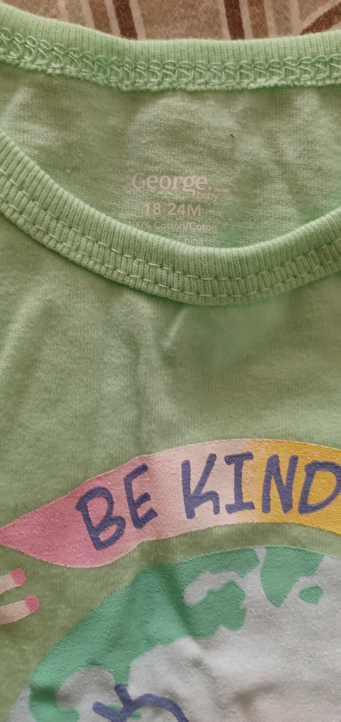 Onesie "Be Kind To Our Planet" Unicorn Earth Graphic - photo 3