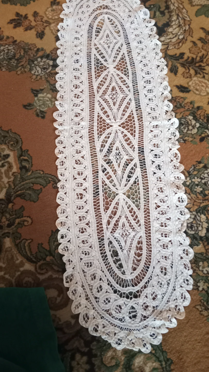 White Lace Table Runner