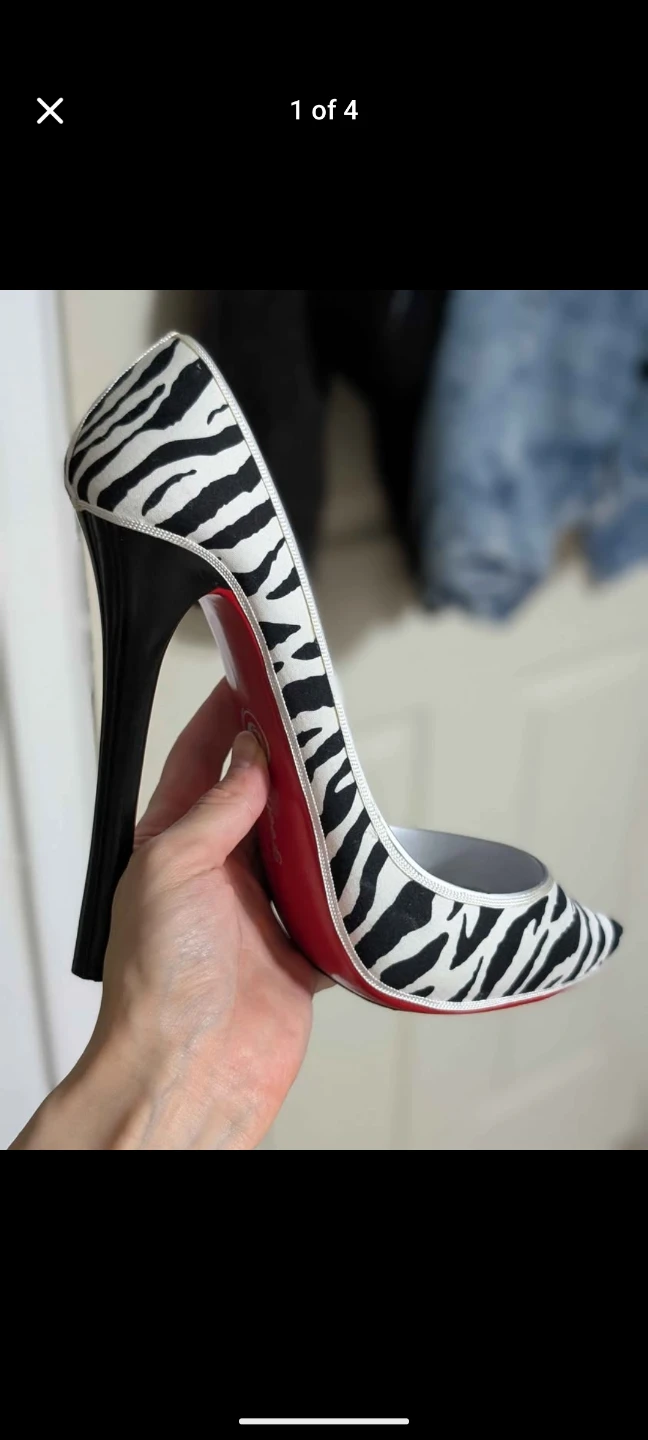 Hilarious Home High Heel Wine Bottle Holder