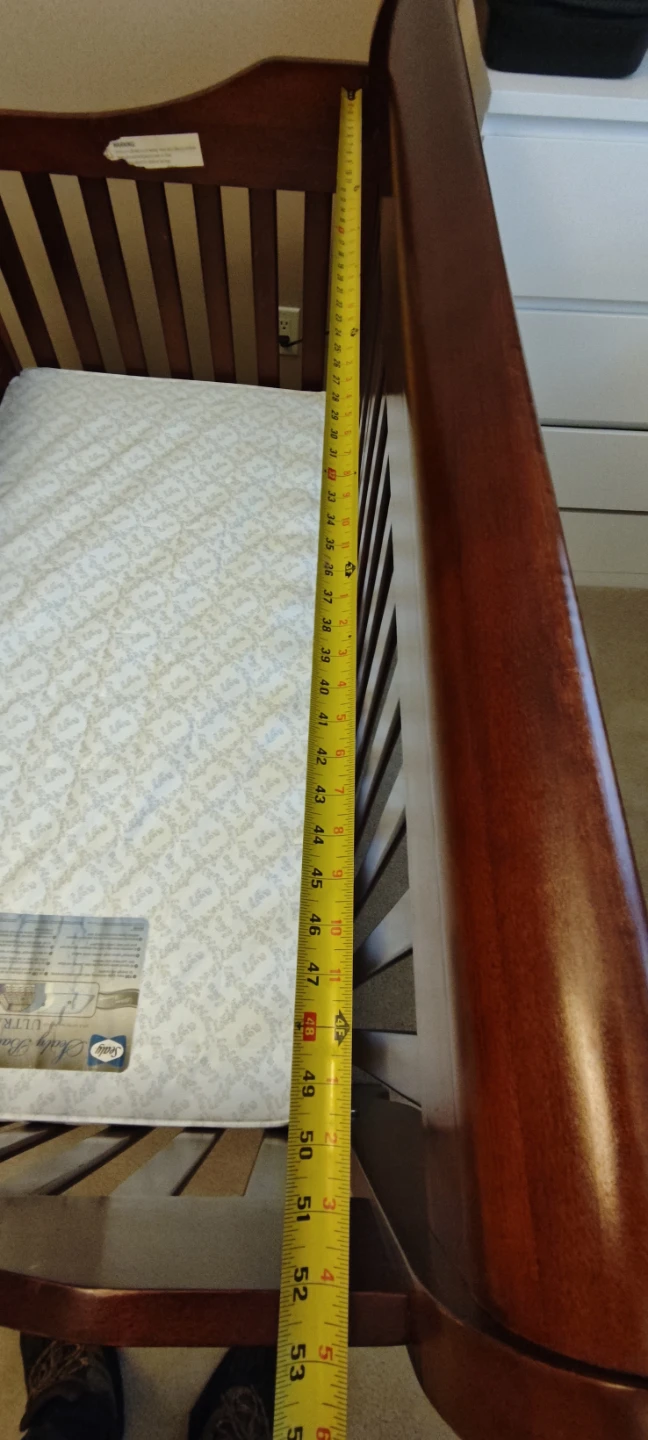 Wooden Crib with Mattress - photo 4