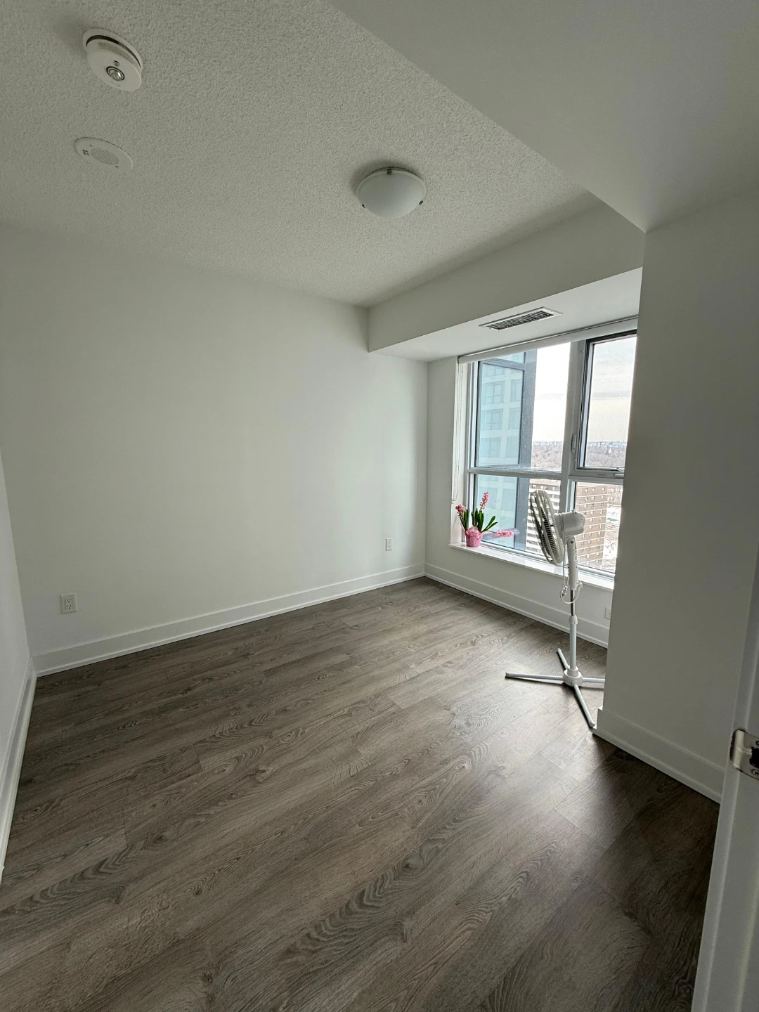 Private room for rent