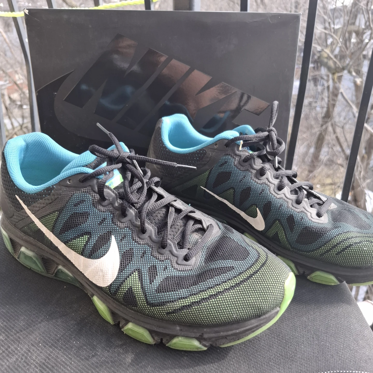 Nike Air Max Running Shoes Size 13 - photo 3