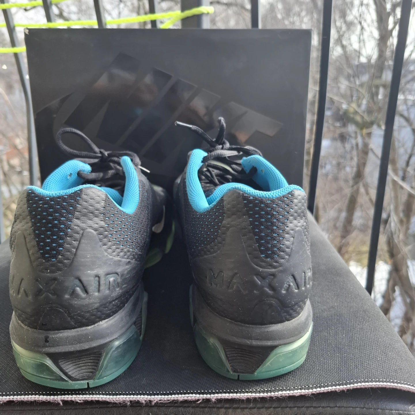 Nike Air Max Running Shoes Size 13 - photo 4