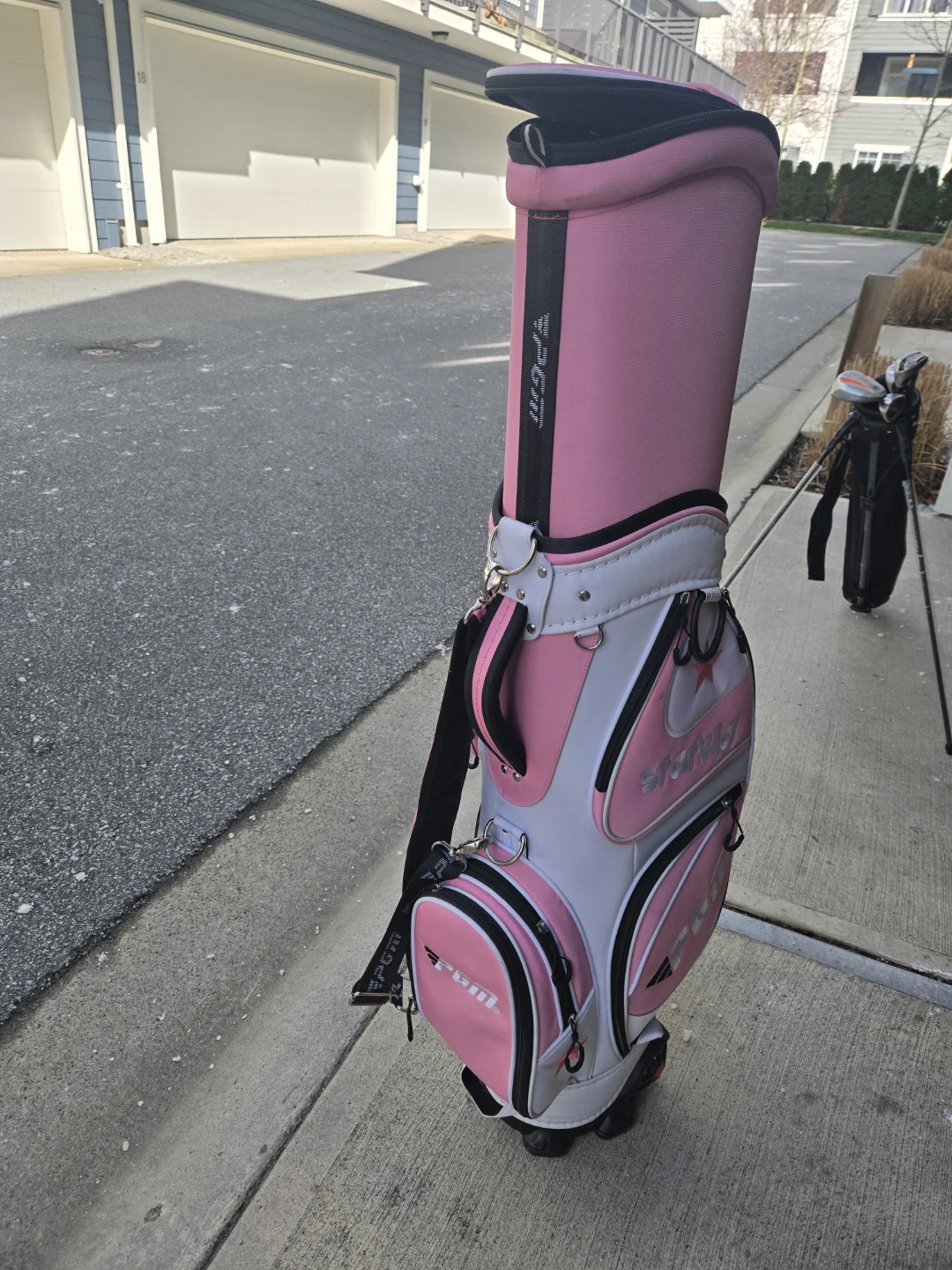 PGM Pink Golf Bag