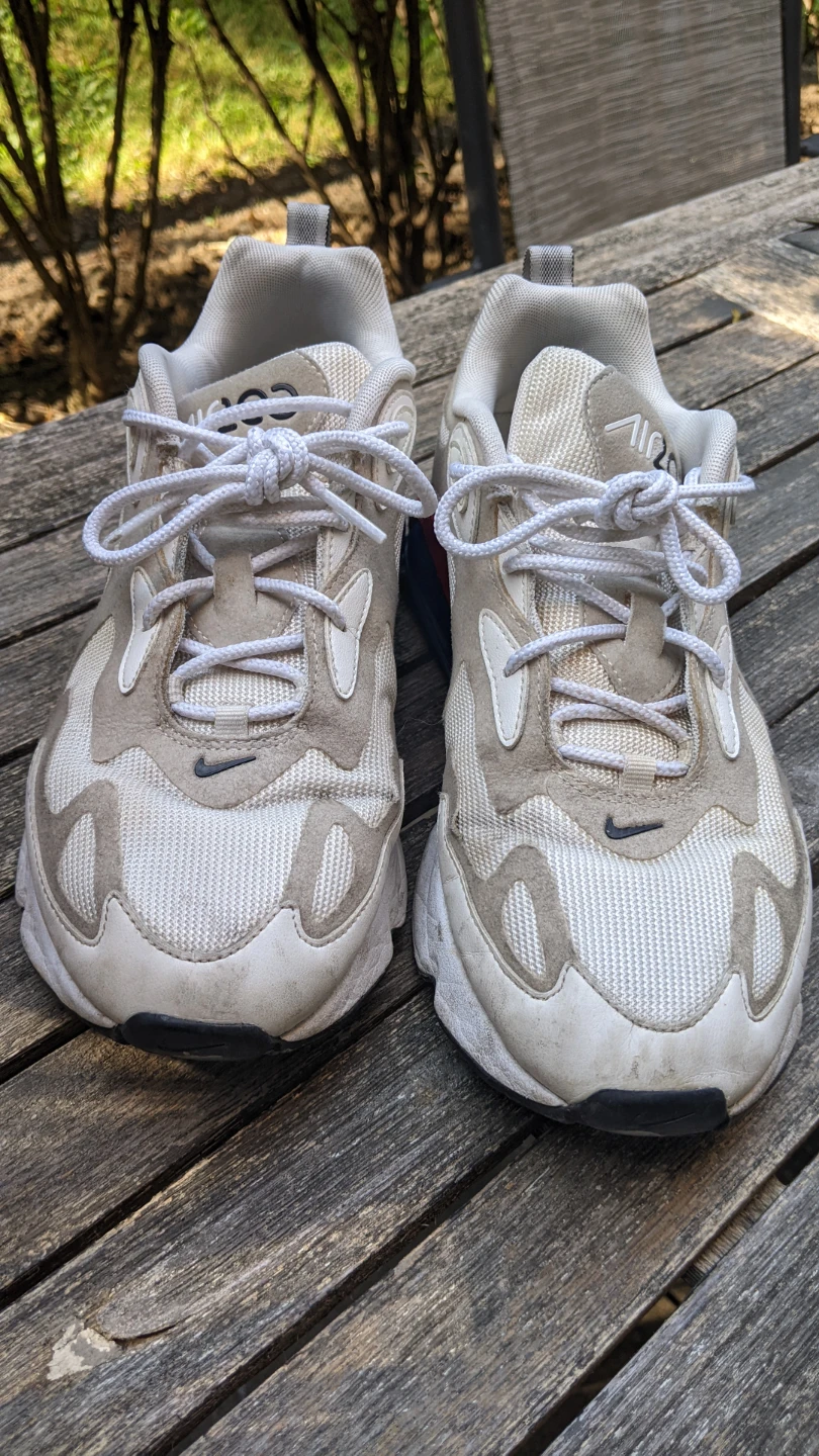 Women's Nike Air Max 200s - photo 2