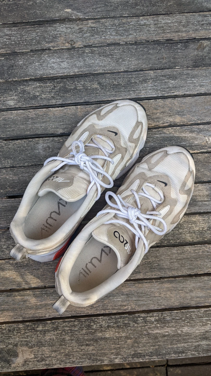 Women's Nike Air Max 200s - photo 4