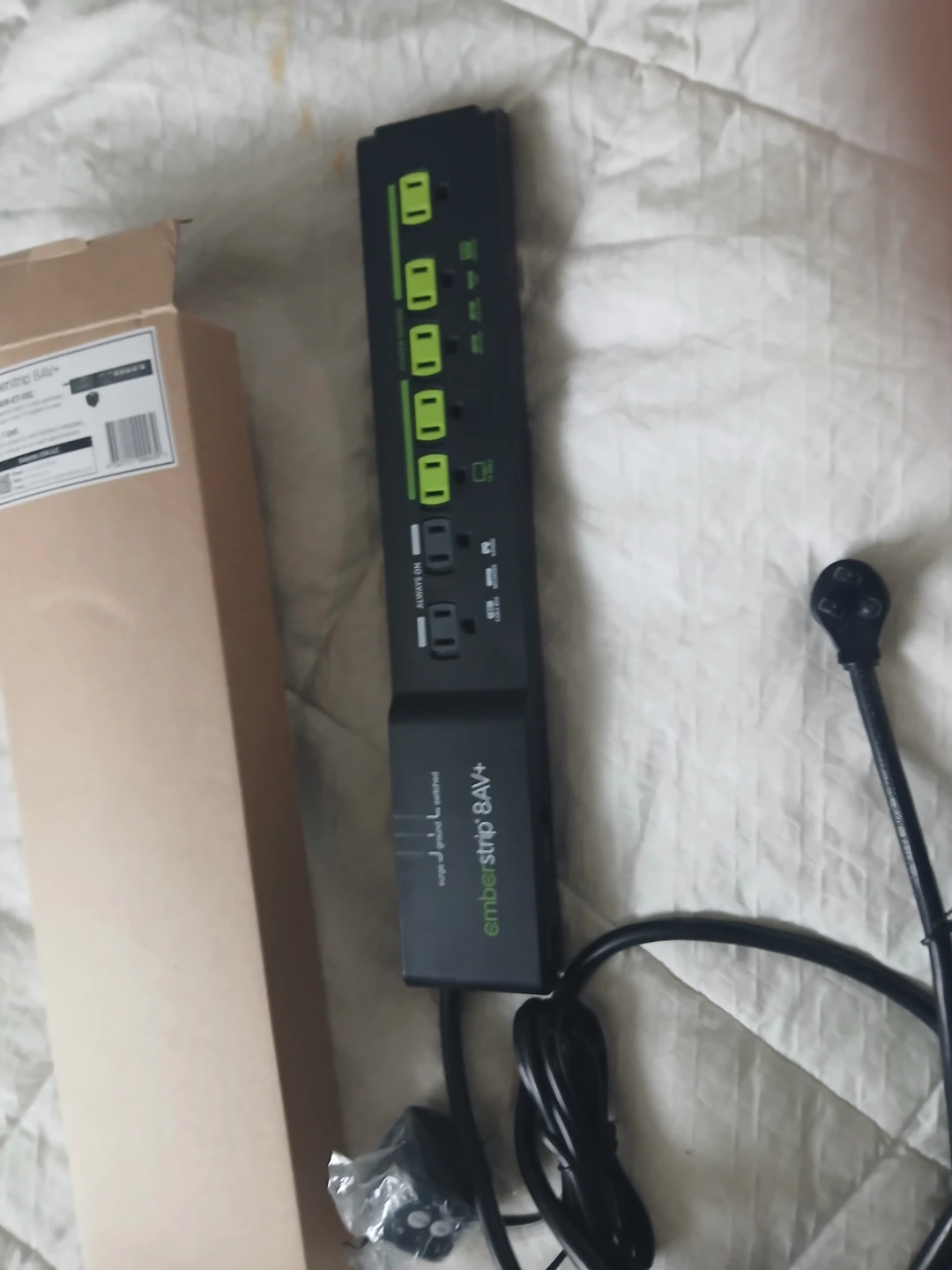 Embertec Emberstrip 8AV+ Surge Protector - photo 4
