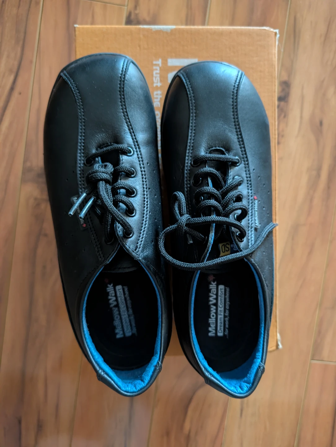 Mellow Walk Daisy Black Safety Shoes Size 7 E