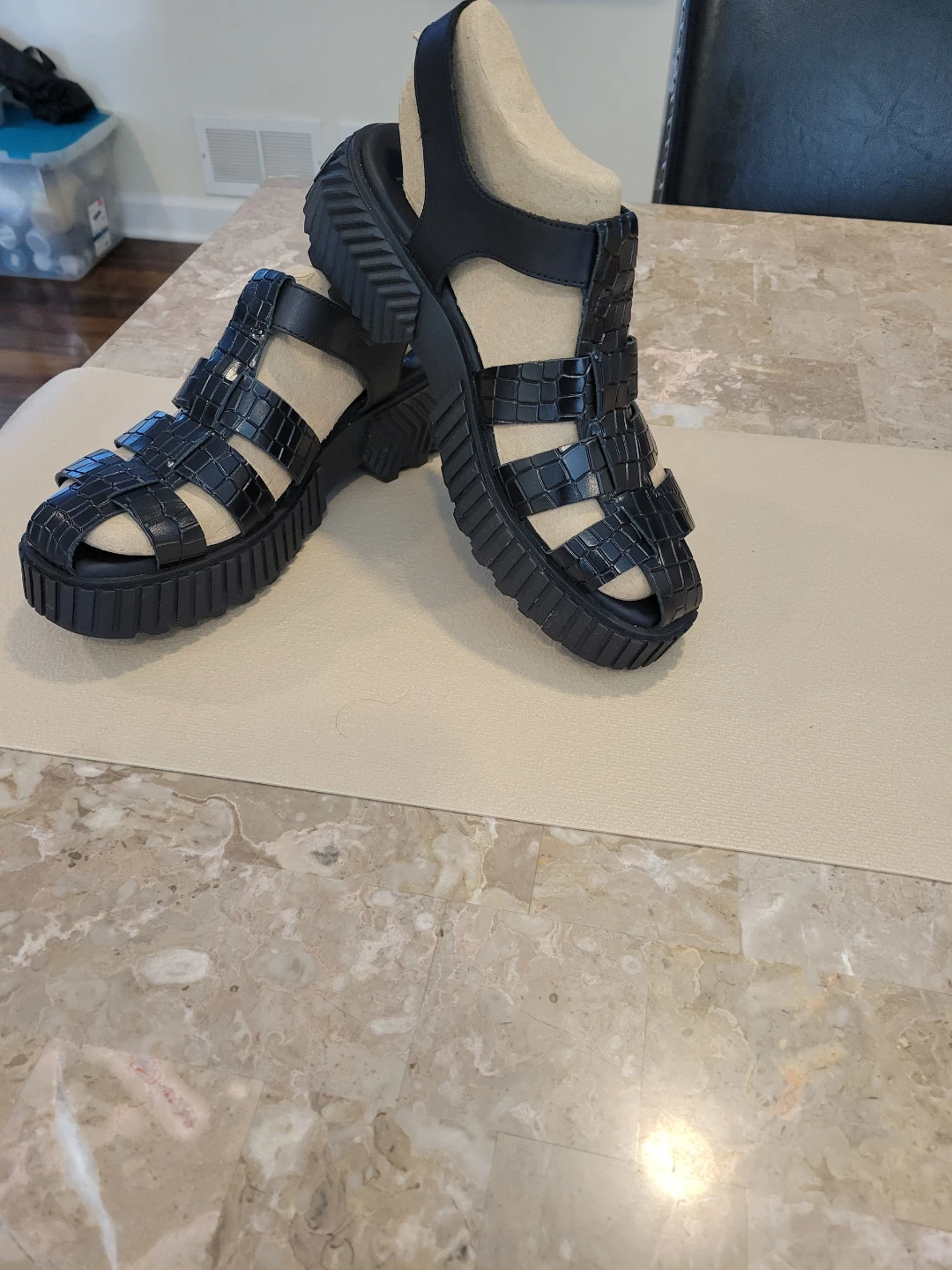 Black Sorel Fisherman Sandals - photo 4